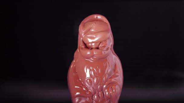 Schmelzende Schokolade Weihnachtsmann Figur — Stockvideo