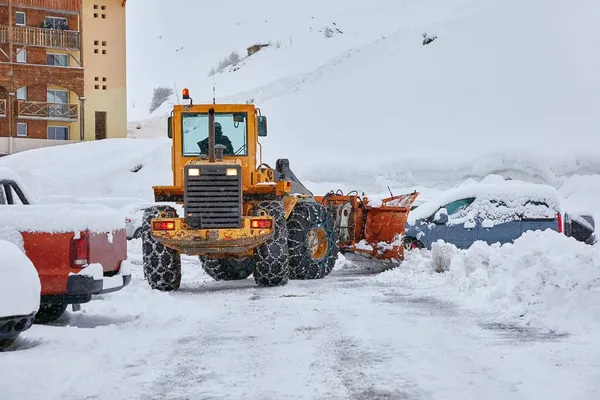 Winter road clearing snowplow — Stock Photo, Image