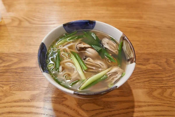 Bol de soupe chaude au Japon — Photo