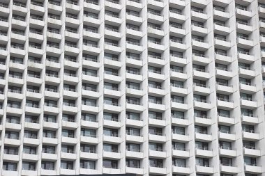 Apartman blokları ya da otel odaları