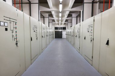 Elektrik santrali trafosu ve hat değiştirme sistemleri