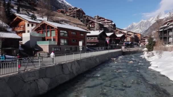 Streets of Zermatt, Switzerland — Stock Video