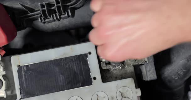 Car battery disconnecting cable — Stock Video
