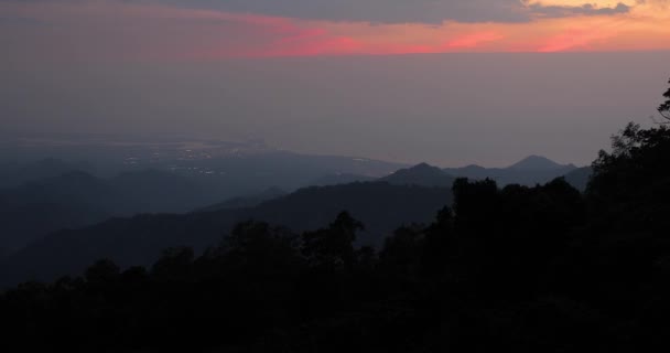 Wilight landschap in Sierra Nevada de Santa Marta, warmte waas afstand — Stockvideo