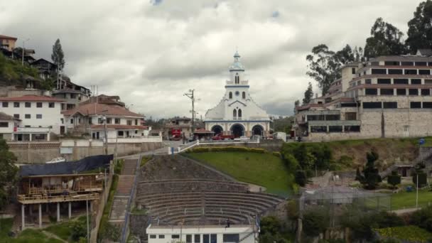 Cuenca, Ekvador, Turi 'deki İHA' dan hava görüntüsü. — Stok video