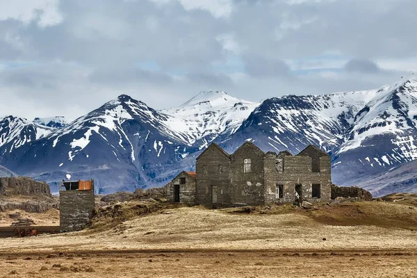 İzlanda 'da terk edilmiş bir ev. — Stok fotoğraf