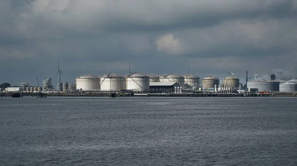 Oil Port Silos in Rotterdam — Stok fotoğraf