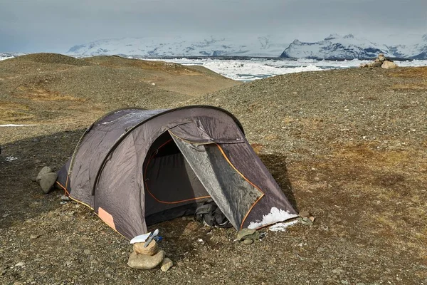 Tent in the wild in Iceland — Stok fotoğraf