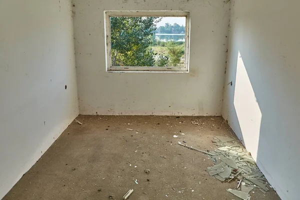 Interior del edificio abandonado —  Fotos de Stock