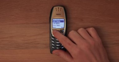 Eski Cep Telefonu kronometre işlevi başladı