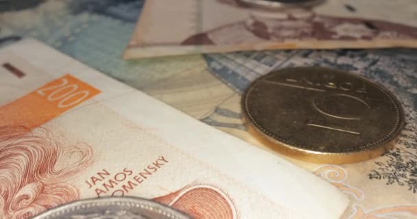 Montón Billetes Monedas Metal Forint Húngaro 20000 10000 5000 Movimiento — Vídeo de stock
