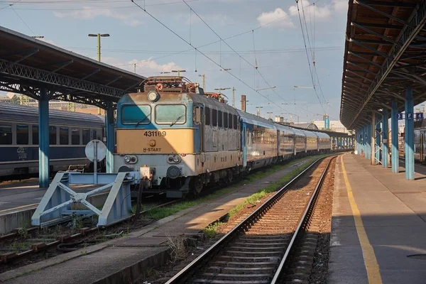 Budapest Hungary Circa 2021 Old Passanger Train Station Keleti Palyaudvar — Photo