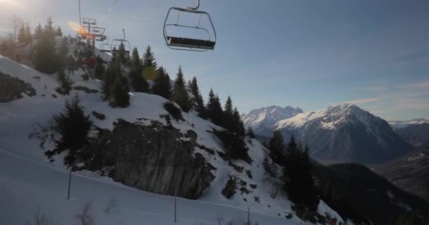 Skilift Alpen Besneeuwd Berglandschap Vaujany Skigebied Alpe Dhuez — Stockvideo