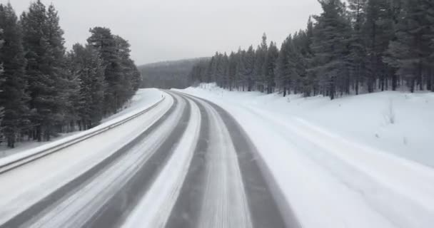 Conducir Las Carreteras Nevadas Invierno Laponia Finlandesa Paisaje Ártico Con — Vídeo de stock