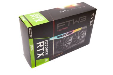 Budapeşte, Macaristan - 2020 dolaylarında: Nvidia Geforce RTX 3090 Graphics Card, EVGA tarafından kutusunda yapıldı. Nvidia RTX 'in üst düzey GPU' su 30 serisi güçlü oyun platformları için Ampere mimarisi, beyaz arkaplan