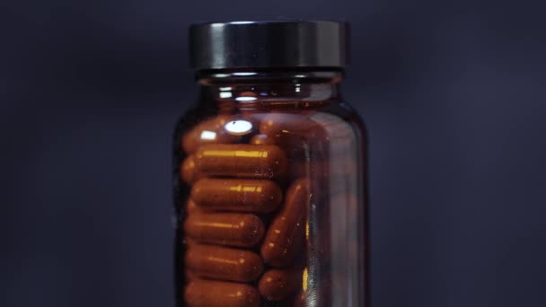 Gyógyszer Vagy Gyógyszer Gyógyszer Üvegben Tüsszögés — Stock videók