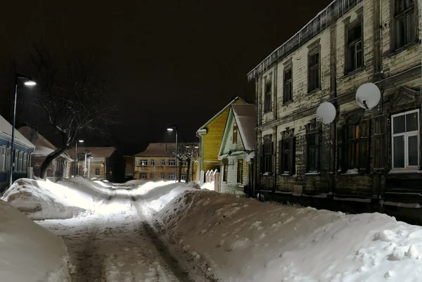 Зима, Старая улица в Елгаве / Латвия / — стоковое фото