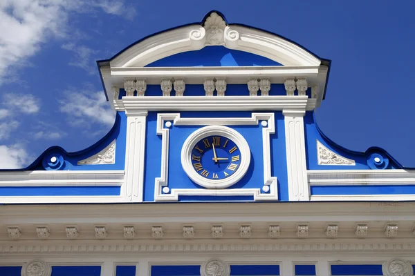 Hours on a facade of theatre. Russia. Perm. — Stock Photo, Image