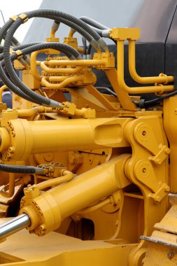 Węże hydrauliczne i tłoki