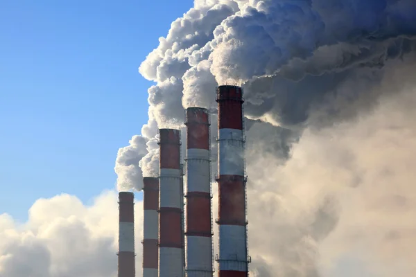 Smoke from the pipes — Stock Photo, Image