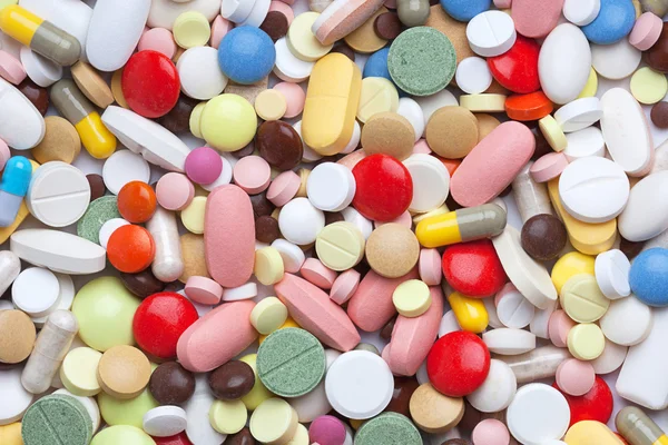 Kolorowe pigułki, tabletki i kapsułki — Zdjęcie stockowe