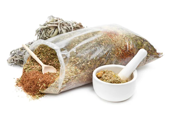 Bolsa de hierbas curativas, mortero y mortero, hierbas medicinales — Foto de Stock