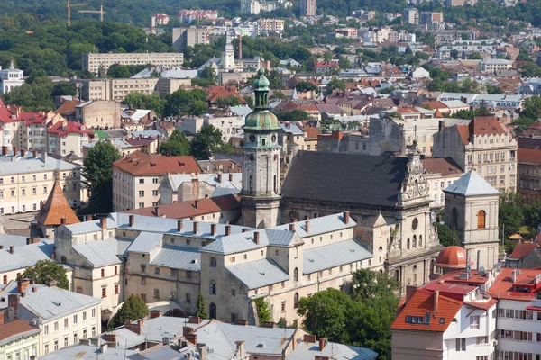 Vue de dessus de la ville de Lvov depuis la hauteur — Photo