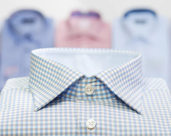 Hombre de moda camisa de negocios — Foto de Stock