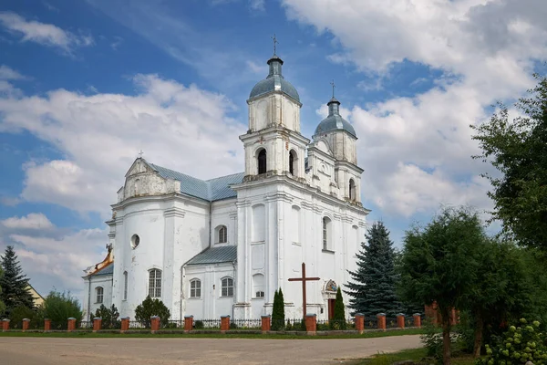Alt Katholische Dreifaltigkeitskirche Der Agrarstadt Dunilovichi Gebiet Witebsk Weißrussland — Stockfoto