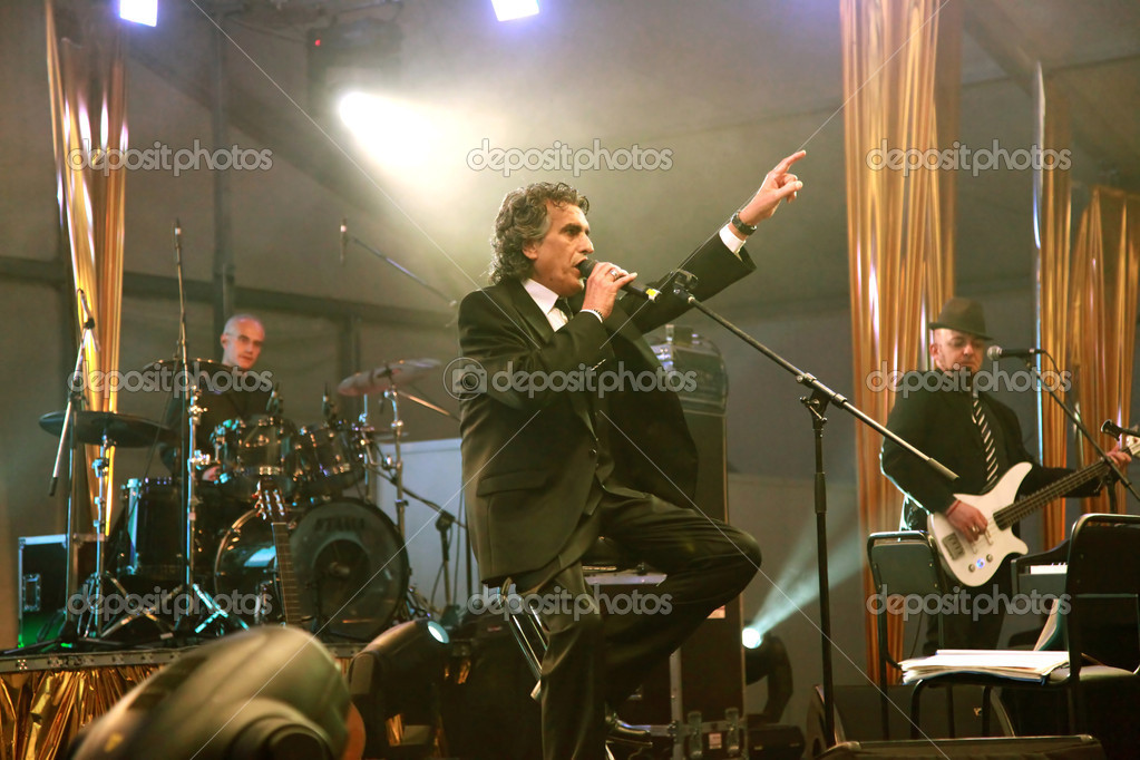 SCARICA TOTO CUTUGNO