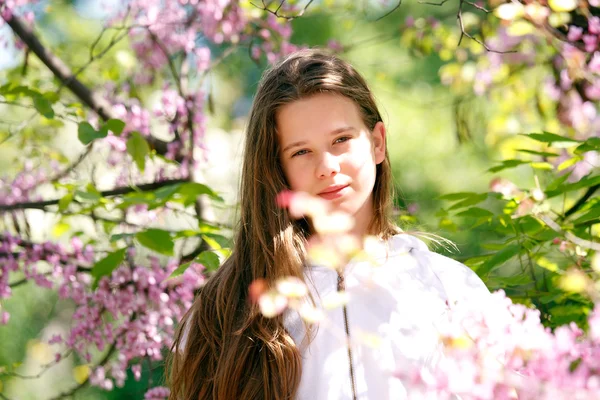 Spring girl — Stock Photo, Image