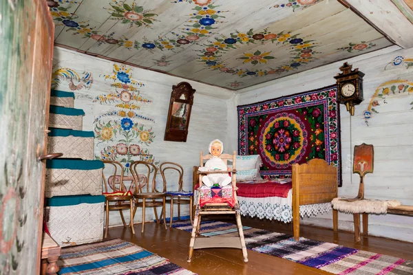 Interieur van de hut landgoed boer xix eeuw Stockfoto