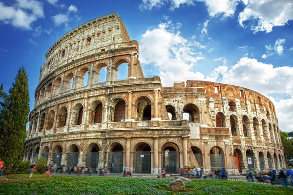 Coliseo en roma, italia — Foto de Stock