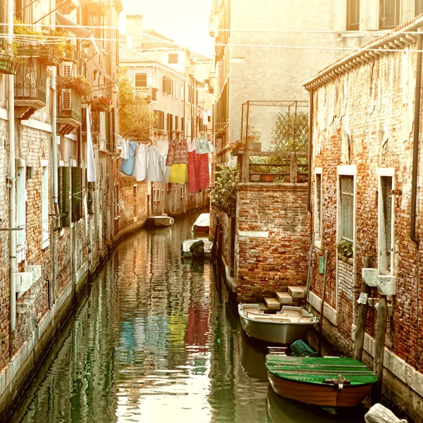 Canal Velencében, Olaszországban — Stock Fotó