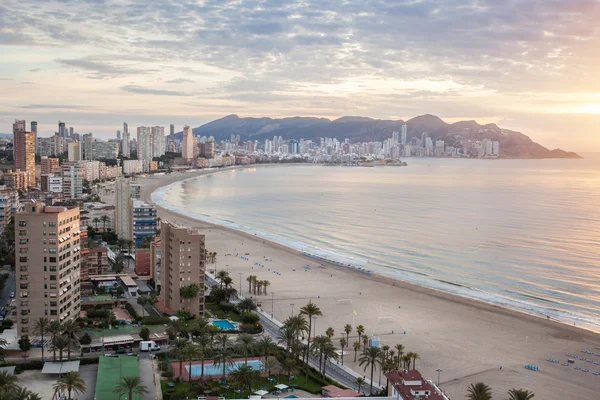 Benidorm ao nascer do sol, Costa Blanca, Espanha — Fotografia de Stock