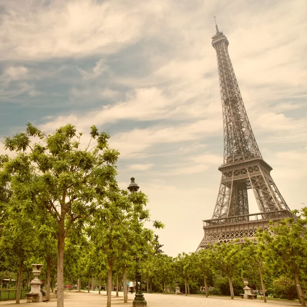 Eiffel tower in Paris, France — Stock Photo, Image