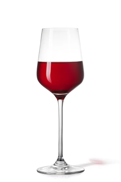 Glas Rotwein isoliert auf weiß — Stockfoto