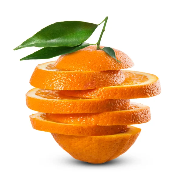 Arancio con foglia isolata su bianco — Foto Stock