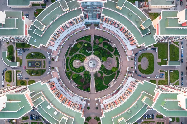 Drone Vista Dalla Cima Edifici Condominiali Contemporanei Multipiano Con Segno — Foto Stock