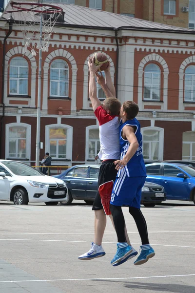 Dia da juventude de 2013, Tyumen. Competições de basquete em Tsvetno — Fotografia de Stock