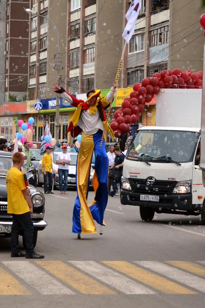Procissão de carnaval em um dia da cidade. Tyumen, Rússia. 27 de junho de 2013 — Fotografia de Stock