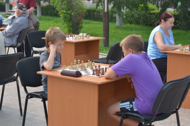 sokak sporcunun bir tatil günü satranç turnuvası. tyum
