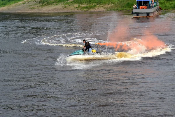 Festival av vattensporter. Tyumen, 10.08.2013 — Stockfoto