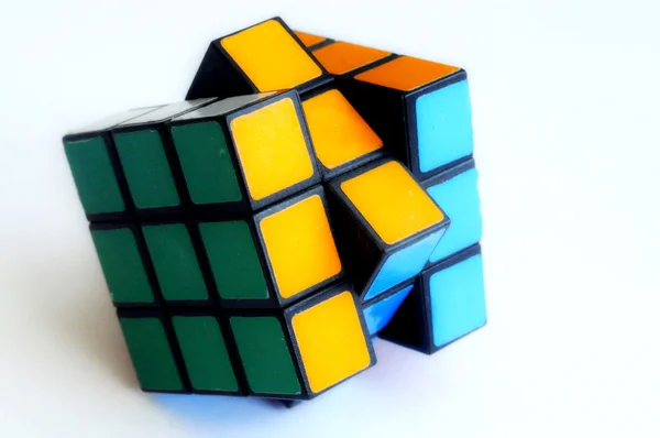 Kleur zijden van een kubus-rubika. — Stockfoto