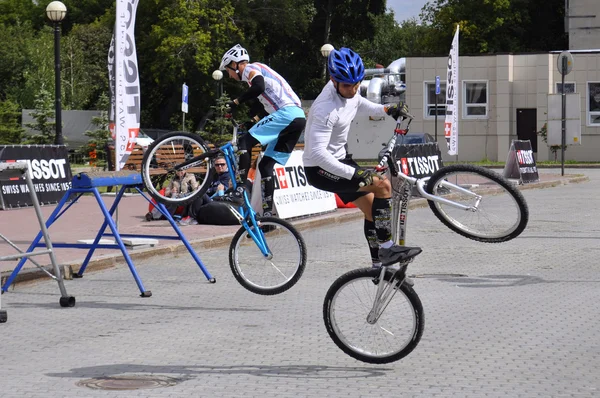 Timur Ibragimov e Mikhail Sukhanov prestazioni, campioni di — Foto Stock