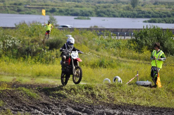 Competiciones regionales de cross-country en Tyumen 02.08.2014 . —  Fotos de Stock