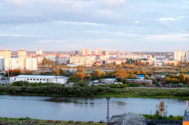 Rusya 'nın Tyumen kentindeki Lesobaz bölgesinin manzarası