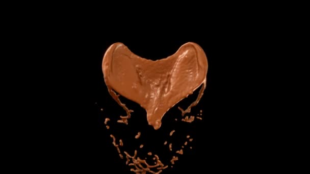 Heart hot chocolate shape splashes with slow motion. Alpha matte — Stock Video