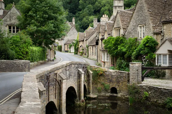 Castle Combe, Cotswolds village — Stock Photo, Image