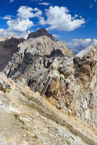 Dolomitas - cresta de Costabella —  Fotos de Stock